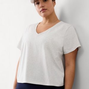 Essential V-Neck Tee