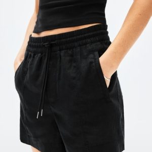 Retreat Linen Mid Rise 4" Short