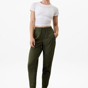 Trekkie Relaxed Mid Rise Jogger