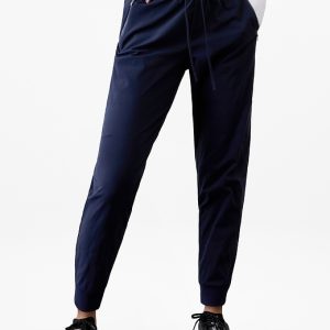 Trekkie Relaxed Mid Rise Jogger