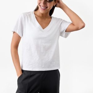 Essential Slub V-Neck Tee