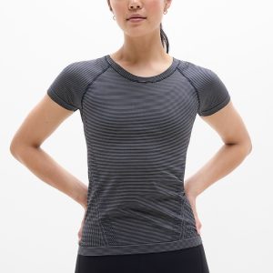 Momentum Seamless Tee