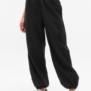 Lunar Sheen Utility Mid Rise Pant