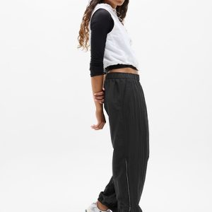 Pursuit Mid Rise Zip Jogger